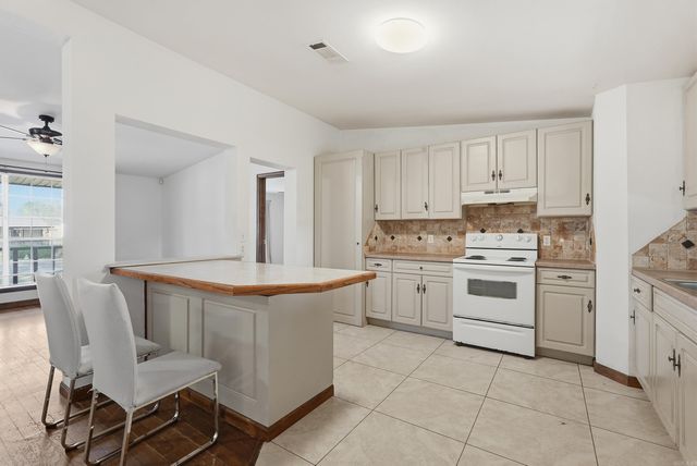 12 Fra Mar Drive, Sherwood, AR 72076