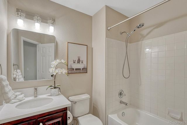1059 Riddlewood Lane, Highlands Ranch, CO 80129