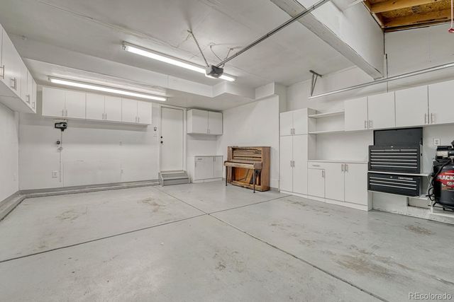 1059 Riddlewood Lane, Highlands Ranch, CO 80129