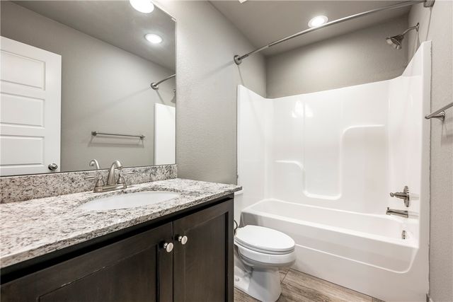 3712 SW Davinci Boulevard, Bentonville, AR 72712