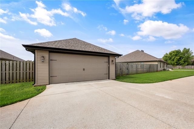 3712 SW Davinci Boulevard, Bentonville, AR 72712