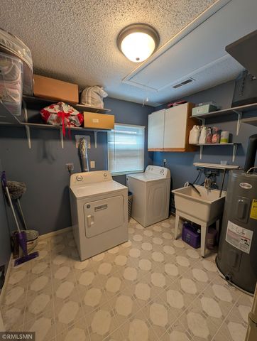 5011 Vera Cruz Avenue N, Crystal, MN 55429