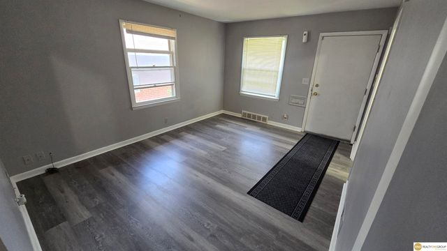 4826 Sprague Street, Omaha, NE 68104