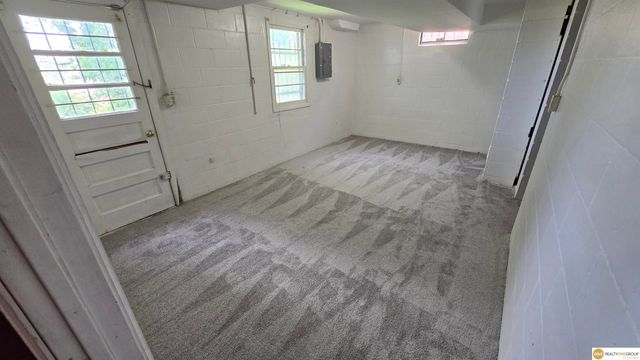 4826 Sprague Street, Omaha, NE 68104
