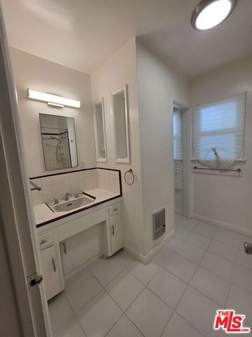 10842 Oregon Avenue, Culver City, CA 90232