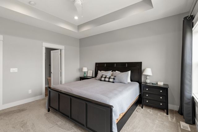 1914 Timberview Drive, Norwalk, IA 50211