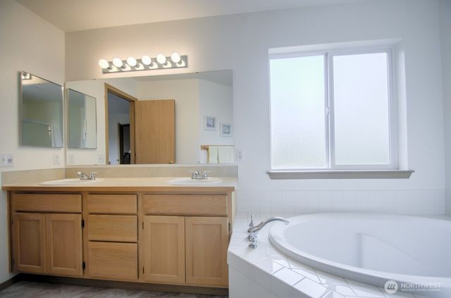 3011 Sugarloaf Street SE, Olympia, WA 98501