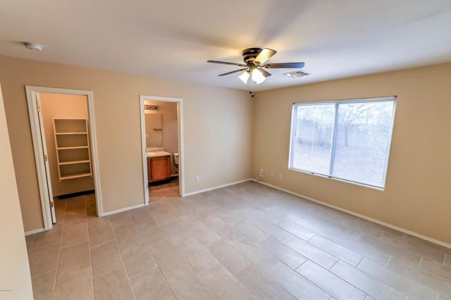 10150 E Desert Paradise Place, Tucson, AZ 85747