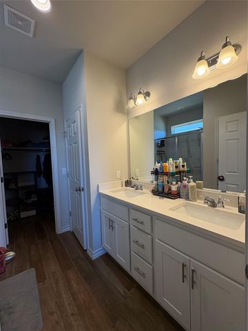 12000 Saddle Rock DR, Austin, TX 78725