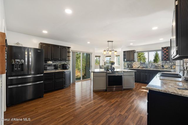 299 OAK TERRACE CREEK, Cocolalla, ID 83813