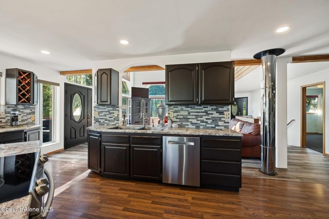 299 OAK TERRACE CREEK, Cocolalla, ID 83813