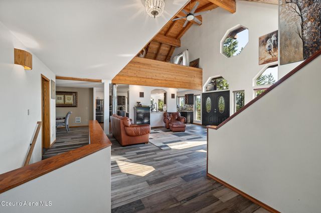 299 OAK TERRACE CREEK, Cocolalla, ID 83813