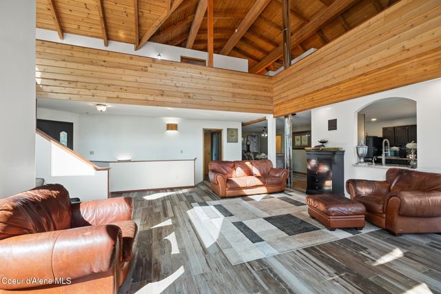 299 OAK TERRACE CREEK, Cocolalla, ID 83813