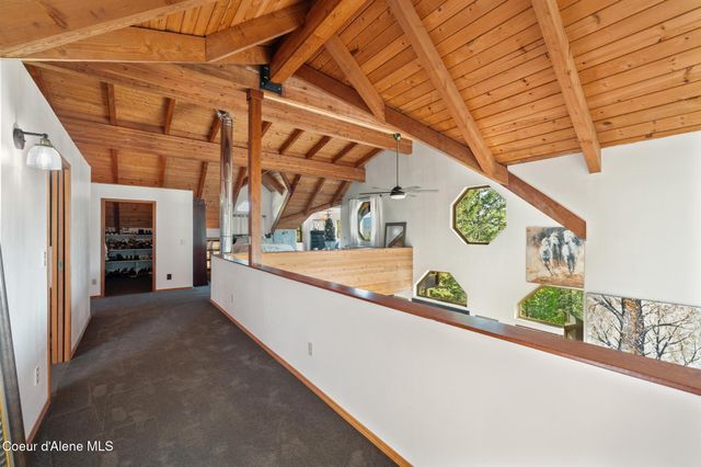 299 OAK TERRACE CREEK, Cocolalla, ID 83813