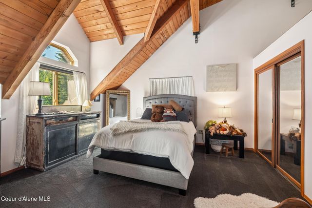 299 OAK TERRACE CREEK, Cocolalla, ID 83813