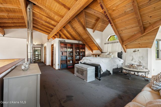 299 OAK TERRACE CREEK, Cocolalla, ID 83813