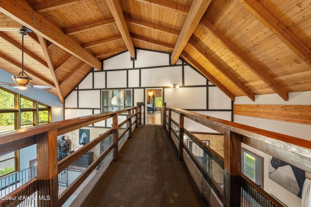 299 OAK TERRACE CREEK, Cocolalla, ID 83813