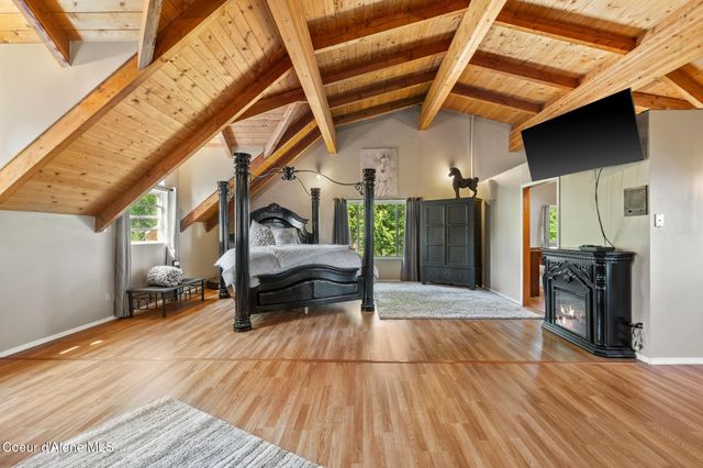 299 OAK TERRACE CREEK, Cocolalla, ID 83813