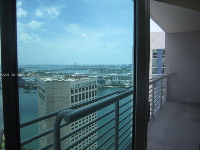 325 S Biscayne Blvd 4316, Miami, FL 33131