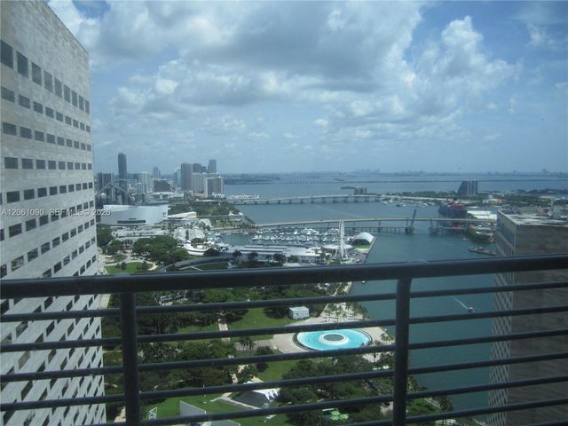 325 S Biscayne Blvd 4316, Miami, FL 33131