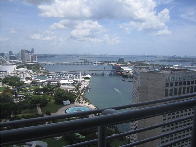 325 S Biscayne Blvd 4316, Miami, FL 33131