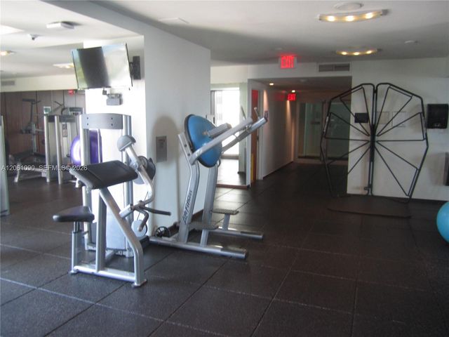 325 S Biscayne Blvd 4316, Miami, FL 33131