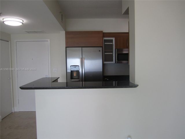 325 S Biscayne Blvd 4316, Miami, FL 33131