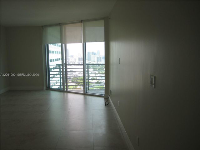 325 S Biscayne Blvd 4316, Miami, FL 33131