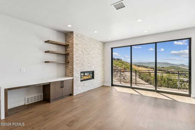 889 E Grizzly Draw Court 77, Hideout, UT 84036