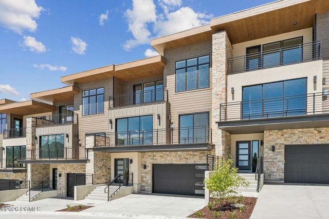 889 E Grizzly Draw Court 77, Hideout, UT 84036