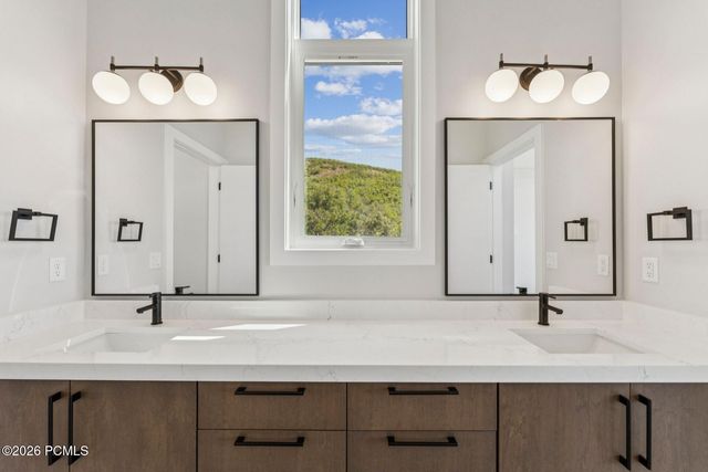 889 E Grizzly Draw Court 77, Hideout, UT 84036