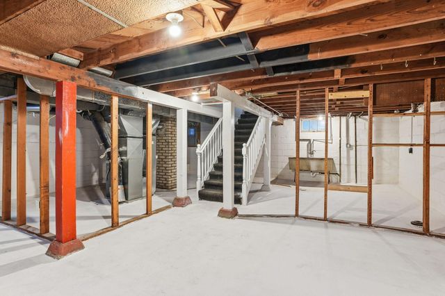 5808 46th Avenue N, Crystal, MN 55417