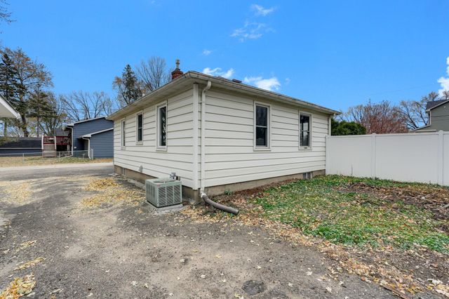 5808 46th Avenue N, Crystal, MN 55417