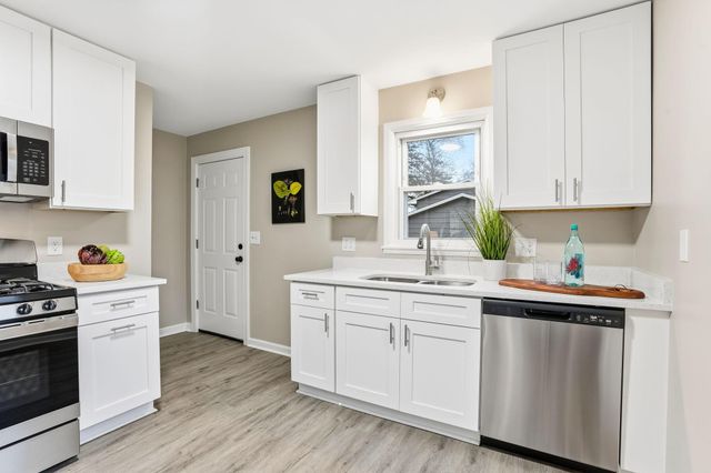 5808 46th Avenue N, Crystal, MN 55417