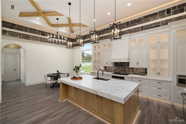 3920 Zimmerius Avenue, Mcallen, TX 78504