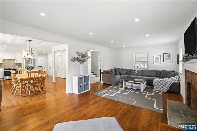783 Woodland Avenue, Oradell, NJ 07649