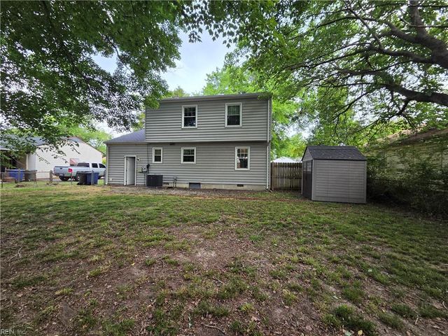 274 Exeter RD, Newport News, VA 23602