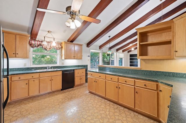 1272 Standish Way, Lexington, KY 40504