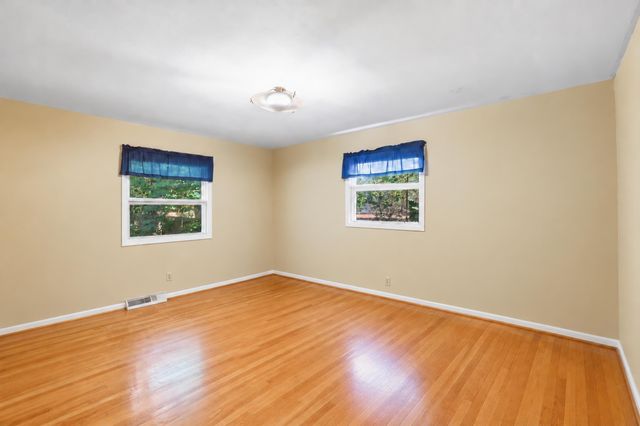 1272 Standish Way, Lexington, KY 40504