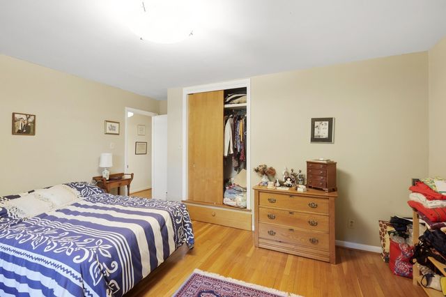 1272 Standish Way, Lexington, KY 40504