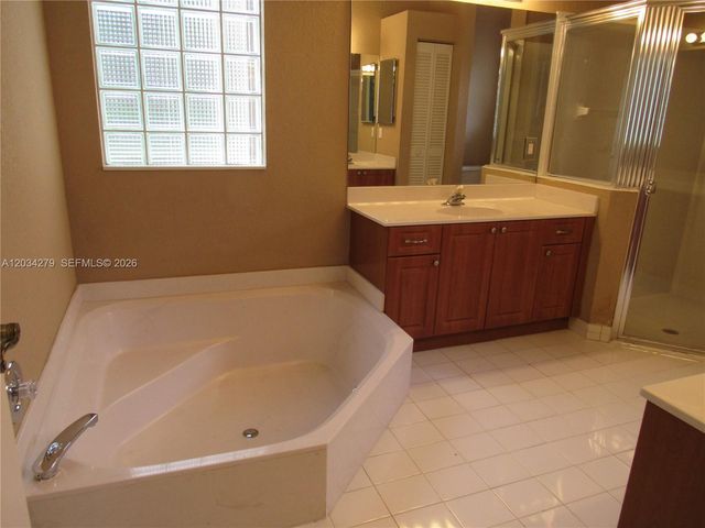 10255 Guatemala Street, Cooper City, FL 33026