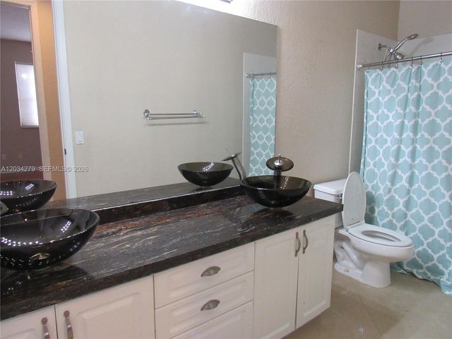 10255 Guatemala Street, Cooper City, FL 33026