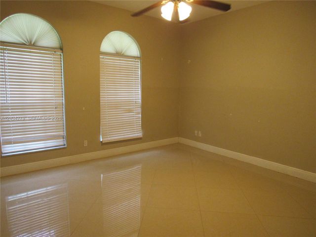 10255 Guatemala Street, Cooper City, FL 33026