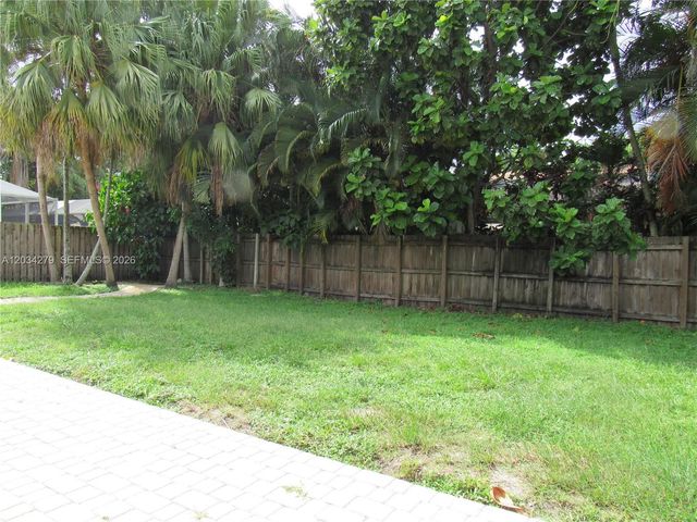 10255 Guatemala Street, Cooper City, FL 33026
