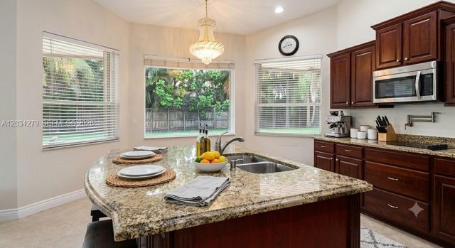 10255 Guatemala Street, Cooper City, FL 33026
