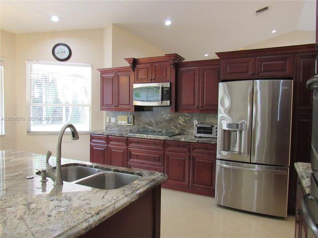 10255 Guatemala Street, Cooper City, FL 33026