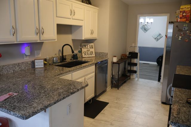 3632 Aurora Dr, Clarksville, TN 37040