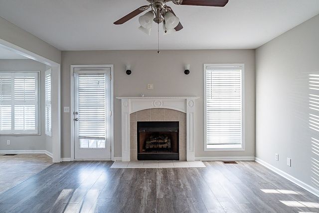 3632 Aurora Dr, Clarksville, TN 37040