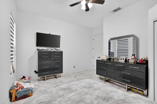 416 SW Horseshoe Bay, Port St. Lucie, FL 34986