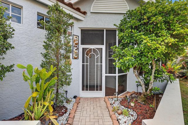 416 SW Horseshoe Bay, Port St. Lucie, FL 34986